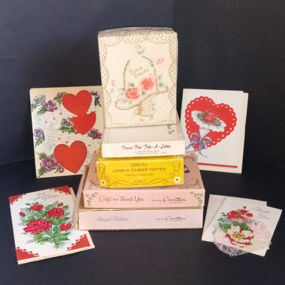 Lot '40s/'50s Era Assorted Greeting Cards-Never Used-67 Pieces + Boxes - Picture 1 of 15